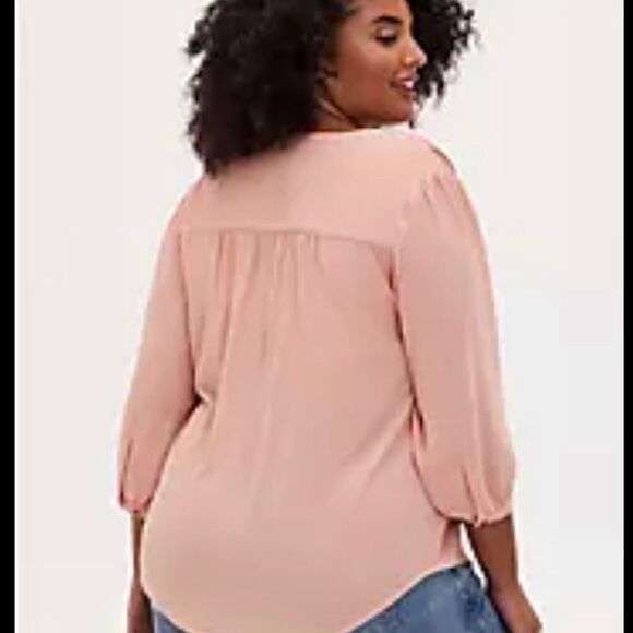 Torrid Light Peach Long Tunic  harper tie front top blouse short plus size - Picture 2 of 5